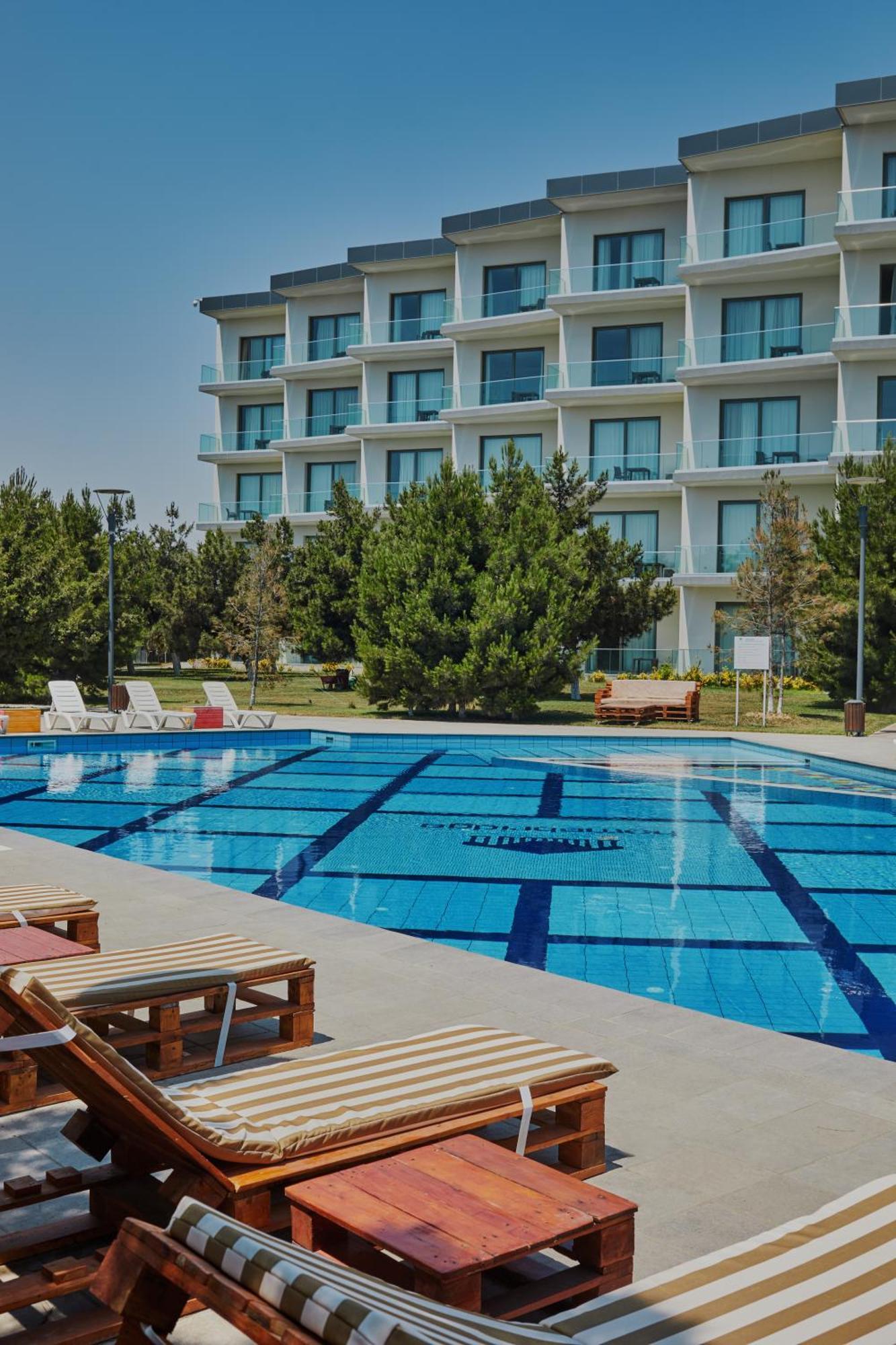 Homebridge Hotel Apartments Baku Exteriér fotografie